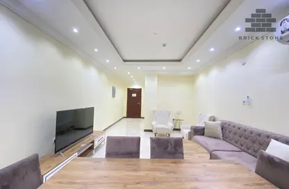 Apartment - 2 Bedrooms - 2 Bathrooms for rent in Somerset Al Mansoura - Al Mansoura - Doha