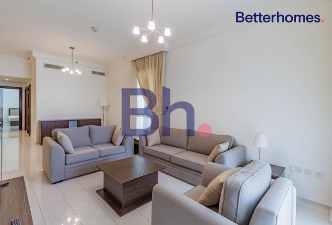 881649 - Property Image 2