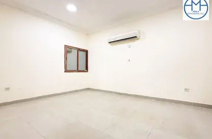 شقة - 3 غرف نوم - 3 حمامات للايجار في 35 بن عمران - فريج بن عمران - الدوحة