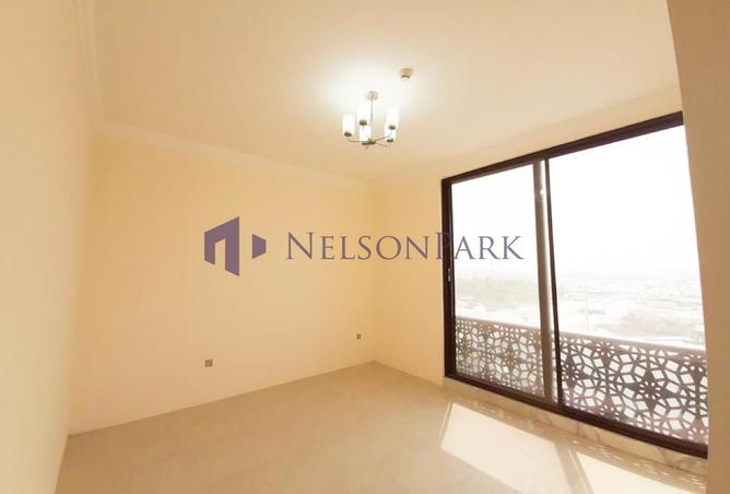 954520 - Property Image 2
