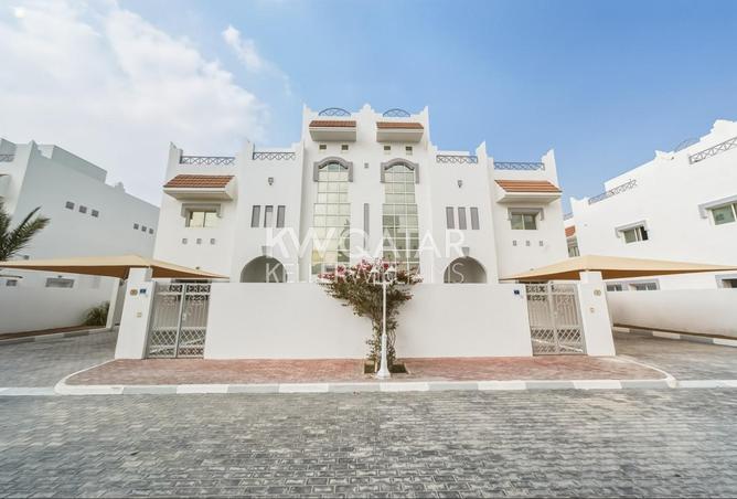 969698 - Property Image 2