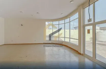Whole Building - Studio - 7+ Bathrooms for rent in East Industrial Street - Birkat Al Awamer - Al Wakra