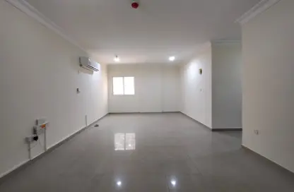 Apartment - 2 Bedrooms - 2 Bathrooms for rent in Al Tabari Street - Fereej Bin Omran - Doha