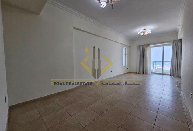 946544 - Property Image 2