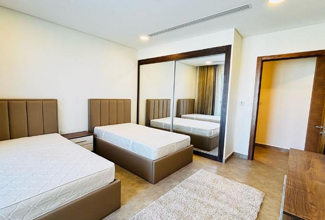 992298 - Property Main Image