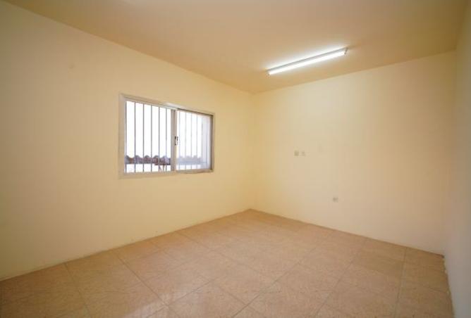 985600 - Property Main Image