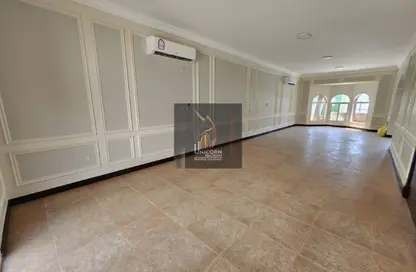 مجمع سكني - 4 غرف نوم - 3 حمامات للايجار في الثمامة - الثمامة - الدوحة