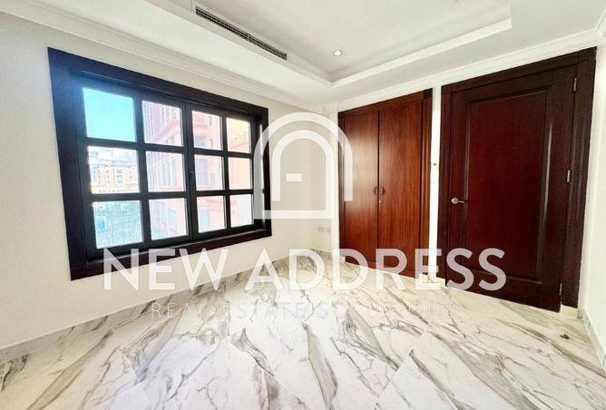 999808 - Property Image 2