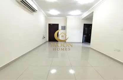 Apartment - 2 Bedrooms - 2 Bathrooms for rent in Al Mansoura - Al Mansoura - Doha