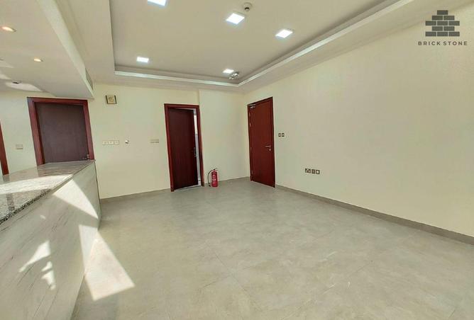 941375 - Property Image 2
