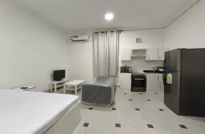 Apartment - Studio - 1 Bathroom for rent in West Bay Lagoon Street - West Bay Lagoon - Doha