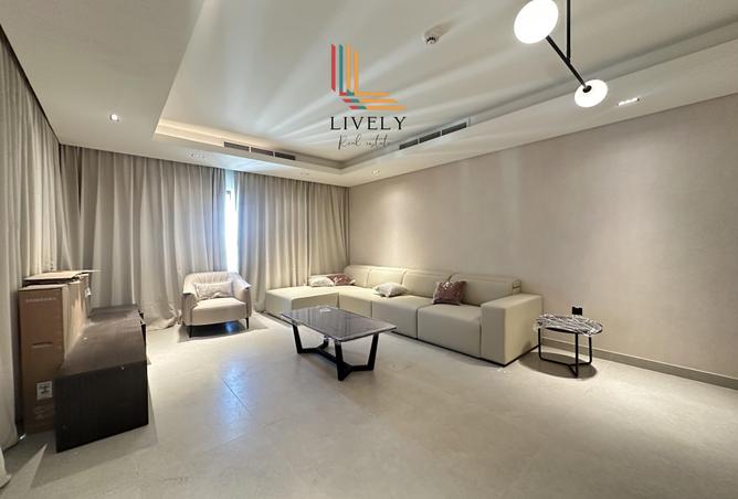 1002406 - Property Image 3