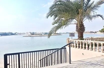 مجمع سكني - 4 غرف نوم - 5 حمامات للايجار في البوابة الجنوبية - بحيرة وست لاجون - الدوحة