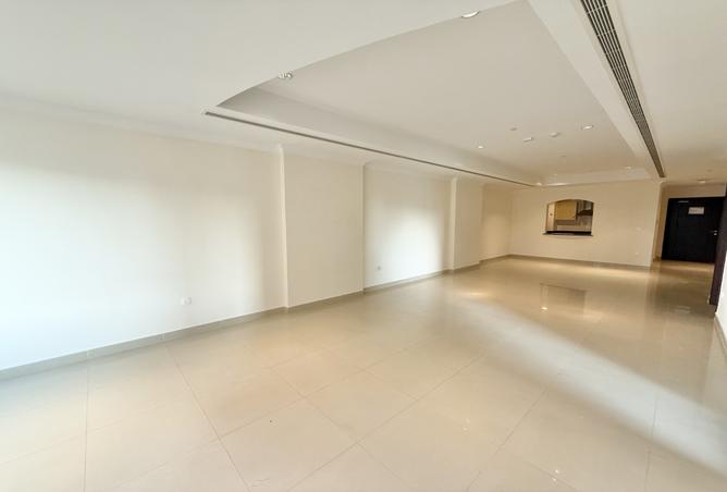 997685 - Property Image 2