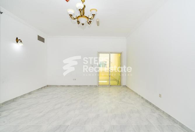 931599 - Property Image 3