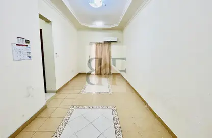 Apartment - 2 Bedrooms - 2 Bathrooms for rent in Al Mansoura - Al Mansoura - Doha