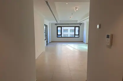 شقة - غرفة نوم - 2 حمامات للايجار في فيفا غرب - فيفا بحرية - جزيرة اللؤلؤة - الدوحة