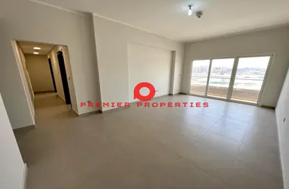Empty Room image for: Apartment - 2 Bedrooms - 4 Bathrooms for rent in Dara - Fox Hills - Lusail, Image 1