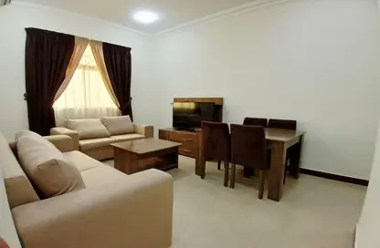 Apartment - 1 Bedroom - 1 Bathroom for rent in Umm Ghwailina Comm - Umm Ghuwalina - Umm Ghuwailina - Doha