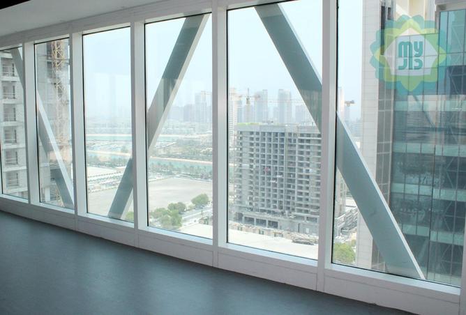 905574 - Property Image 2