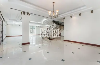 Villa - 5 Bedrooms - 5 Bathrooms for rent in Legtaifiya Lagoon - West Bay - Doha