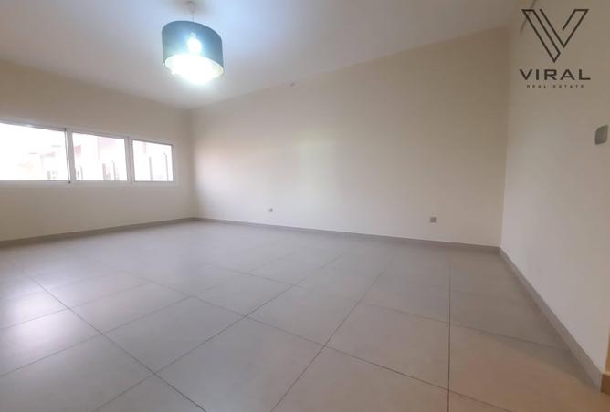 888058 - Property Image 3