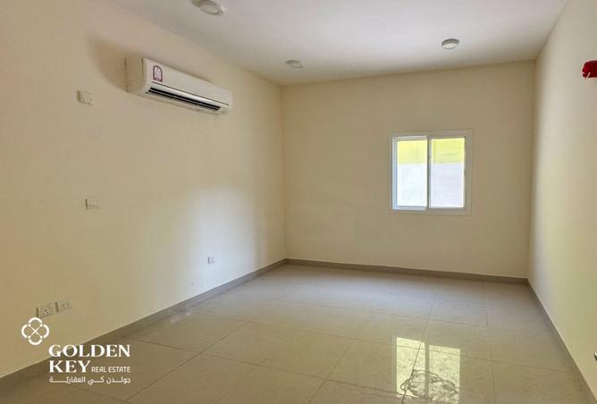 995527 - Property Image 2