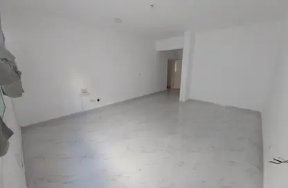 Apartment - 3 Bedrooms - 3 Bathrooms for rent in Al Hilal - Al Hilal - Doha