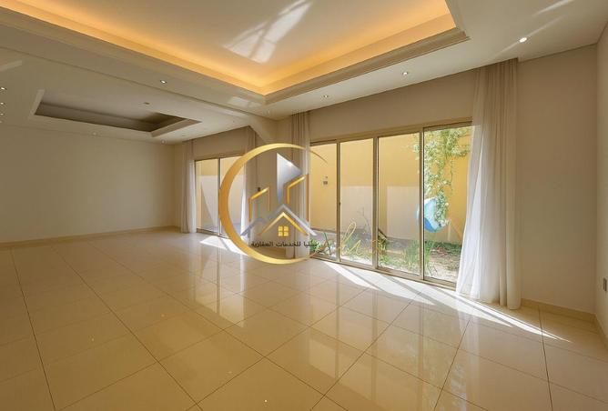 964457 - Property Main Image