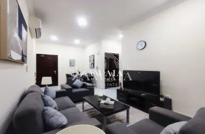 Apartment - 2 Bedrooms - 2 Bathrooms for rent in Al Mana Residence - Al Sadd - Doha