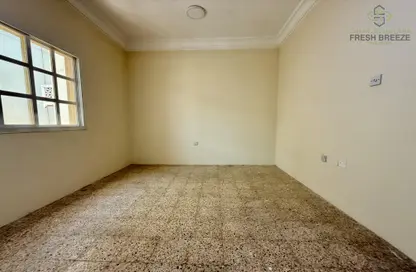 Apartment - 3 Bedrooms - 2 Bathrooms for rent in Al Mansoura - Al Mansoura - Doha