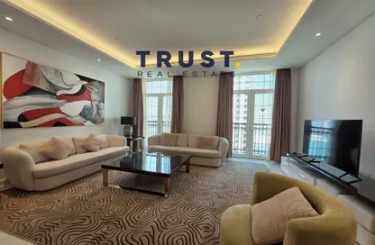 شقة - 3 غرف نوم - 5 حمامات للايجار في حدائق فلورستا - حدائق فلورستا - جزيرة اللؤلؤة - الدوحة