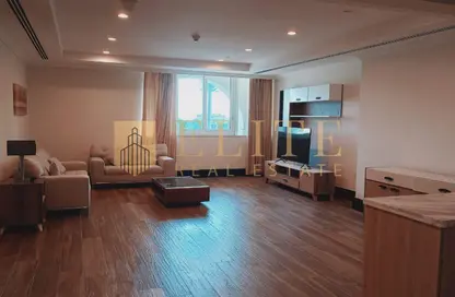 شقة - غرفة نوم - 2 حمامات للايجار في فيفا غرب - فيفا بحرية - جزيرة اللؤلؤة - الدوحة