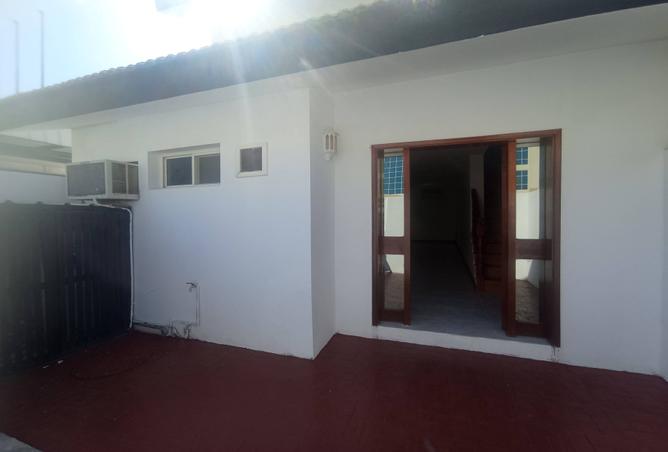 971192 - Property Image 2