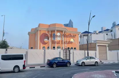 صورة لـ مبنى خارجي فيلا - 6 غرف نوم - 5 حمامات للايجار في الدفنة - الدفينة - الدوحة ، صورة رقم 1