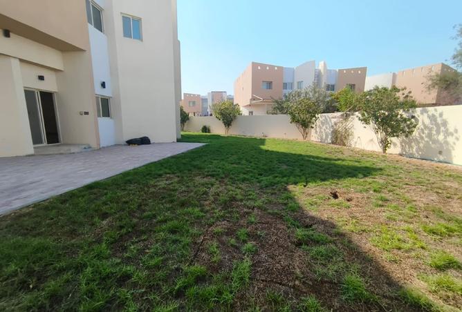 942287 - Property Image 2