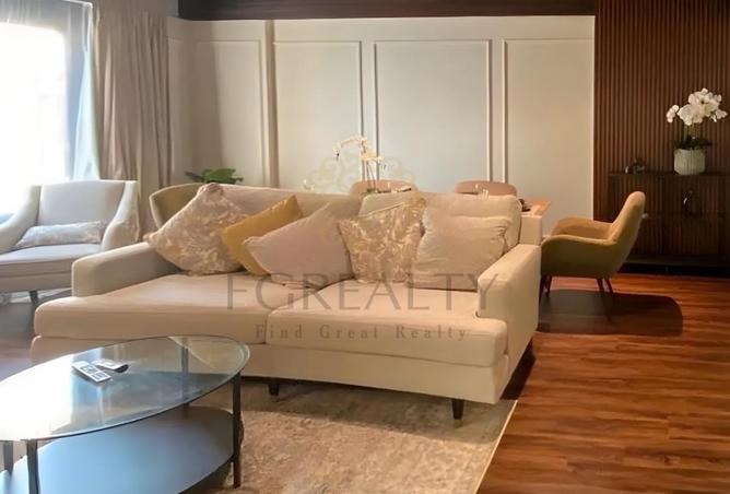 989544 - Property Image 3