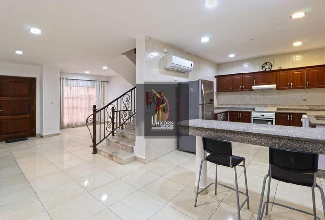 944152 - Property Image 2