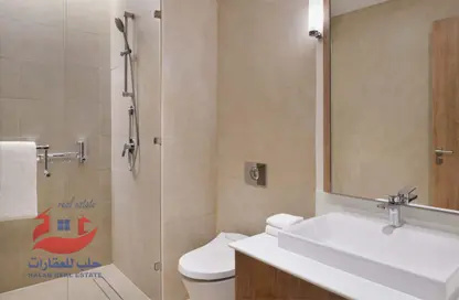 Apartment - 2 Bathrooms for rent in Porto Arabia - The Pearl Island - Doha