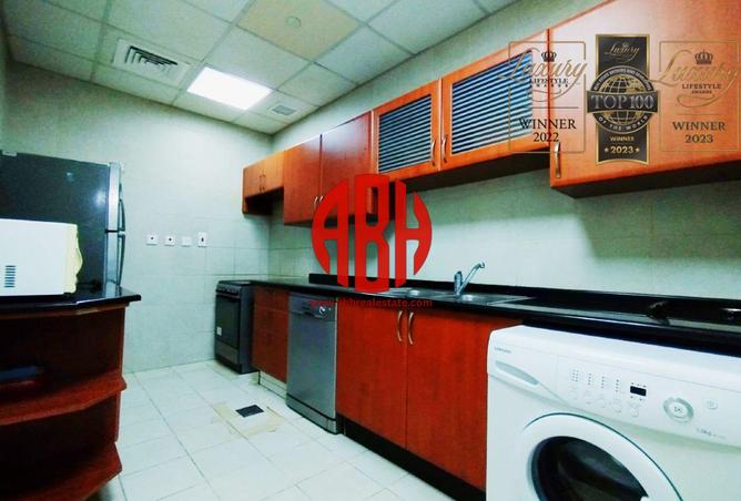 998911 - Property Image 3