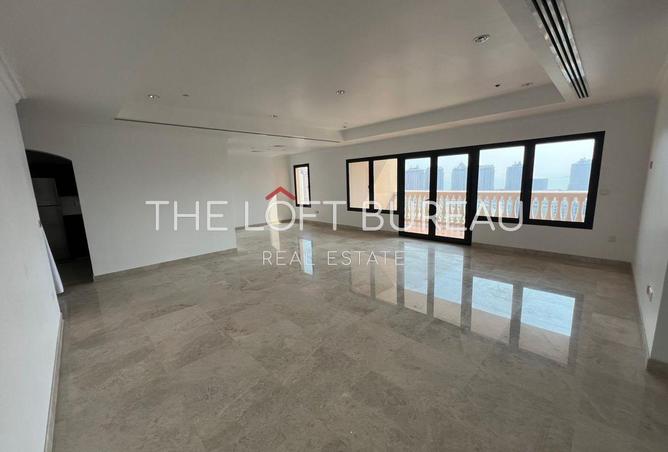 975520 - Property Image 2