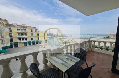 Apartment - 2 Bedrooms - 3 Bathrooms for sale in Mercato - Qanat Quartier - The Pearl Island - Doha