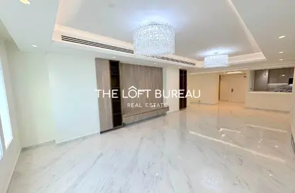 Apartment - 2 Bedrooms - 3 Bathrooms for sale in West Porto Drive - Porto Arabia - The Pearl Island - Doha