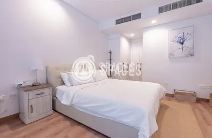 Apartment - 1 Bedroom - 2 Bathrooms for sale in Viva East - Viva Bahriyah - The Pearl Island - Doha