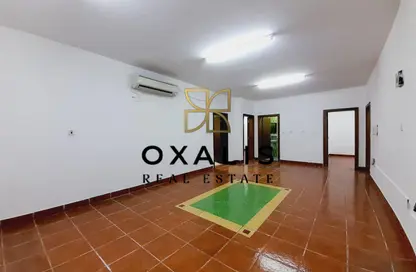 شقة - 2 غرف نوم - 3 حمامات للايجار في شقق مساكن المطار القديم - طريق المطار القديم - الدوحة