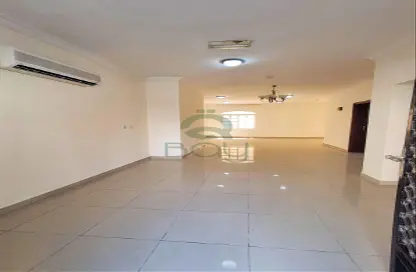 مجمع سكني - 4 غرف نوم - 4 حمامات للايجار في أم صلال علي - أم صلال على - الدوحة