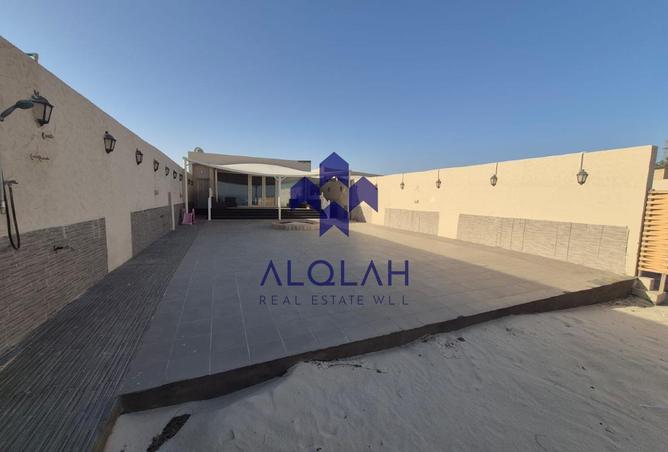 997811 - Property Image 2