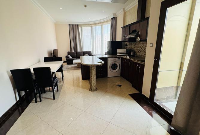 990877 - Property Image 2