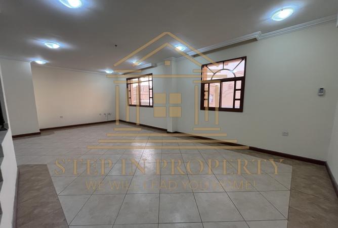 964099 - Property Image 2