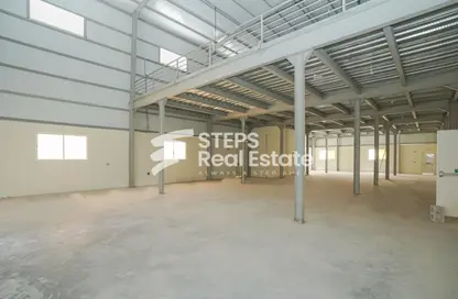 Warehouse - Studio for rent in East Industrial Street - Birkat Al Awamer - Al Wakra